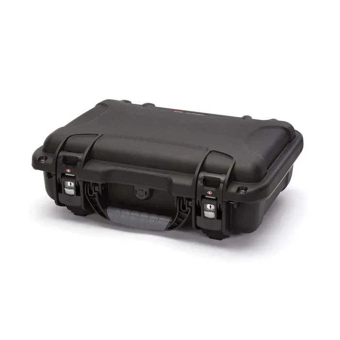 nanuk-923-black-3.webp