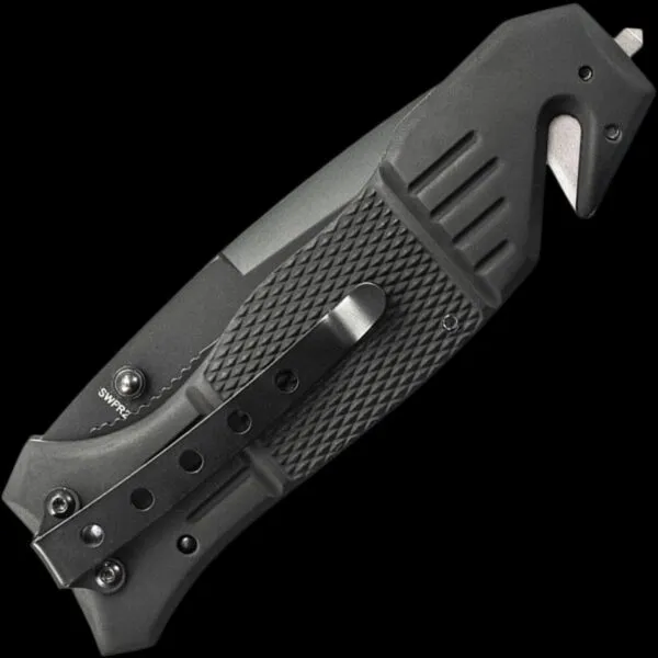 swfr2s-smith-wesson-black-coated-blade-rubber-coated-aluminum-handle-bg_black-full-1_2-600x600.webp
