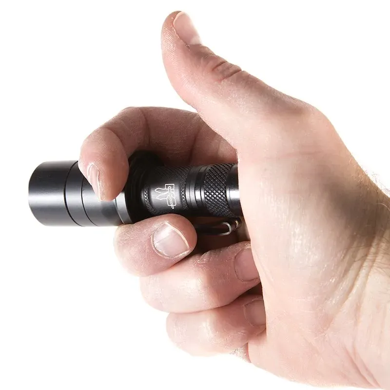 haley_strategic_d3ft_combat_light_surefire_push.webp