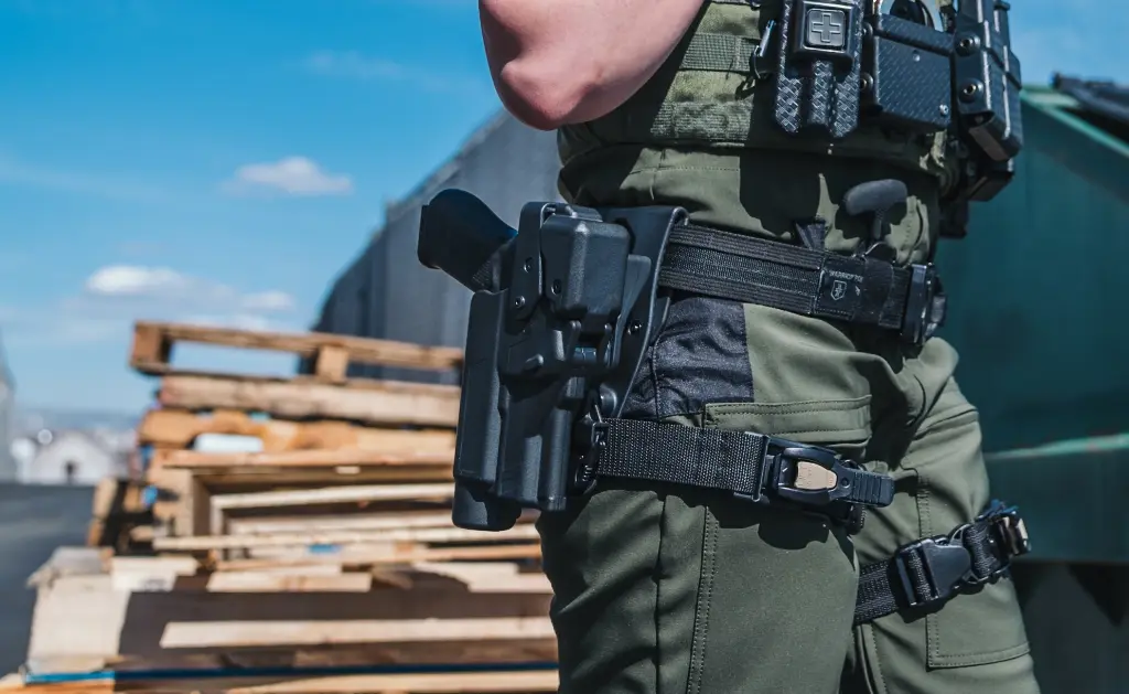 Female_Officer_-_9.webp