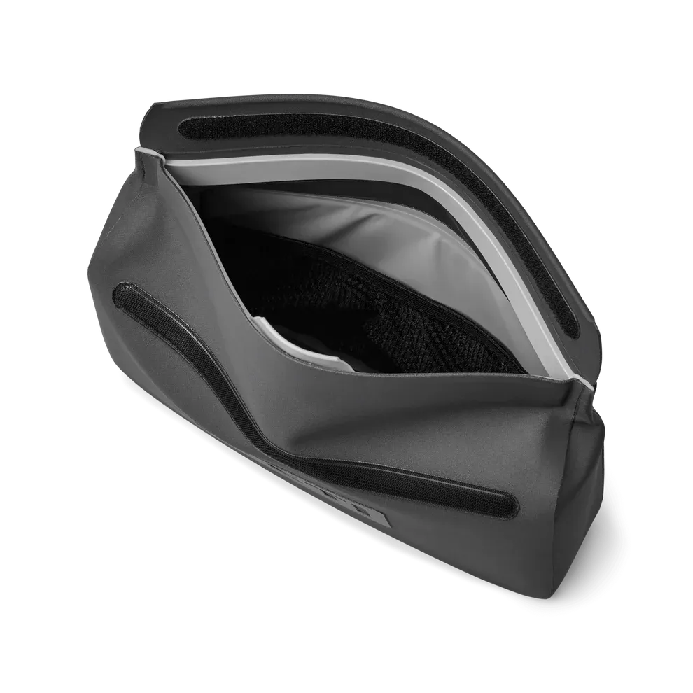 Sidekick_Dry_Charcoal_3qtr_Open_4908_B_2dfd084a-ba31-4862-8c13-6fc98009a0d5.webp