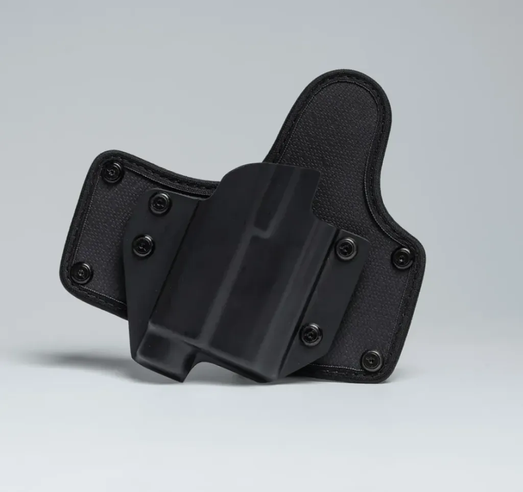 Cloak Belt Holster for Glock 19 w/TLR-7X (Black) - Alien Gear
