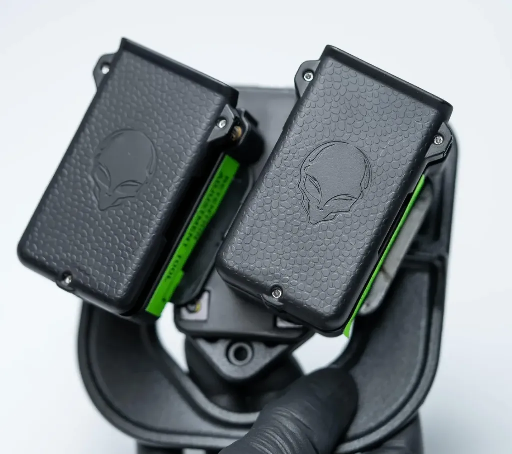 [CMCD-5-5-R-15] Double Cloak Mag Carrier for Double Stack .45 ACP /10mm auto (Black) Alien Gear